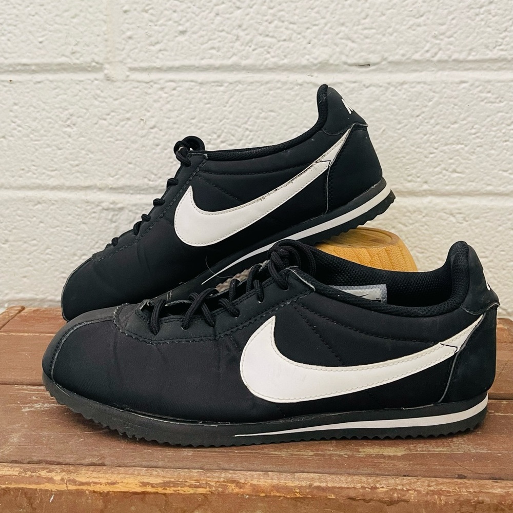 NIKE black and white Cortez